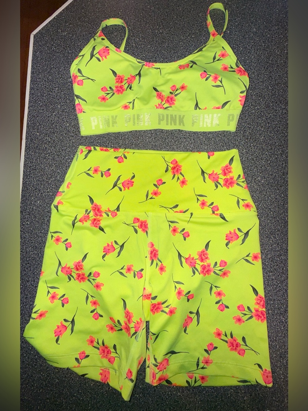 PINK! Victoria’s Secret Activewear Set Neon Yellow w/ Red Flowers Size Small